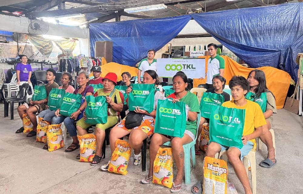 TKL in partnership with Upskills Foundation Inc. provided support to the fire victims of Aroma-Road 10 Tondo